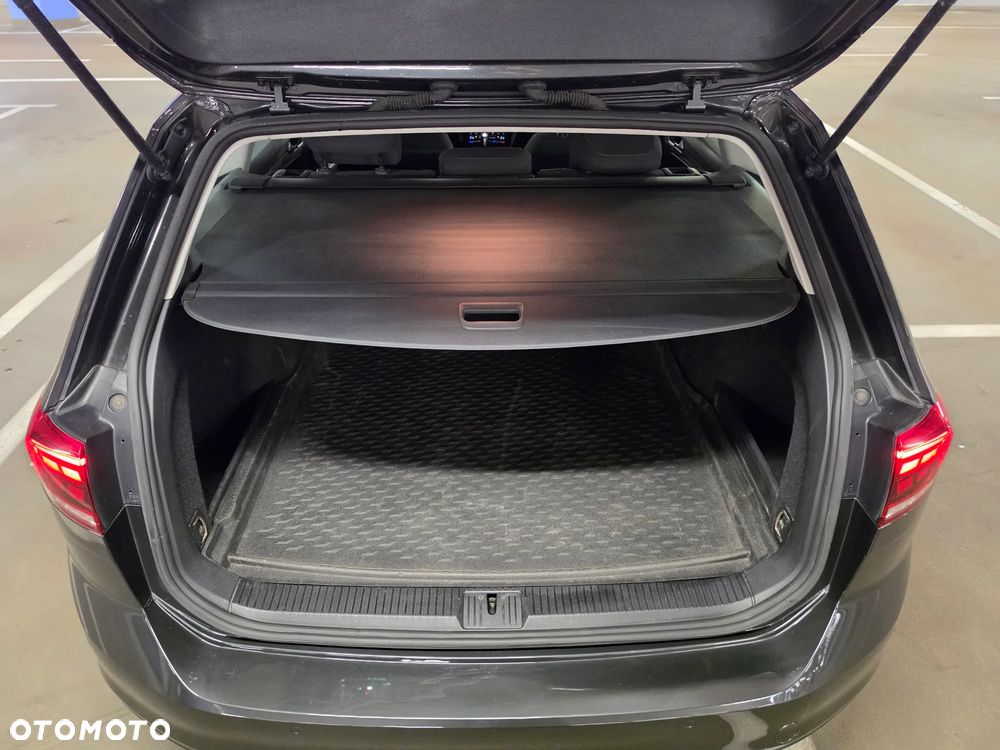 Volkswagen Passat 1.5 TSI EVO Business DSG - 20