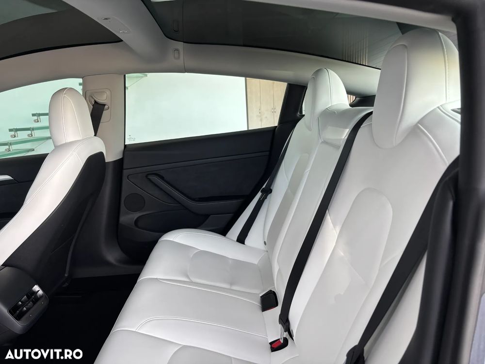 Tesla Model 3 Langstreckenbatterie Allradantrieb Dual Motor - 14