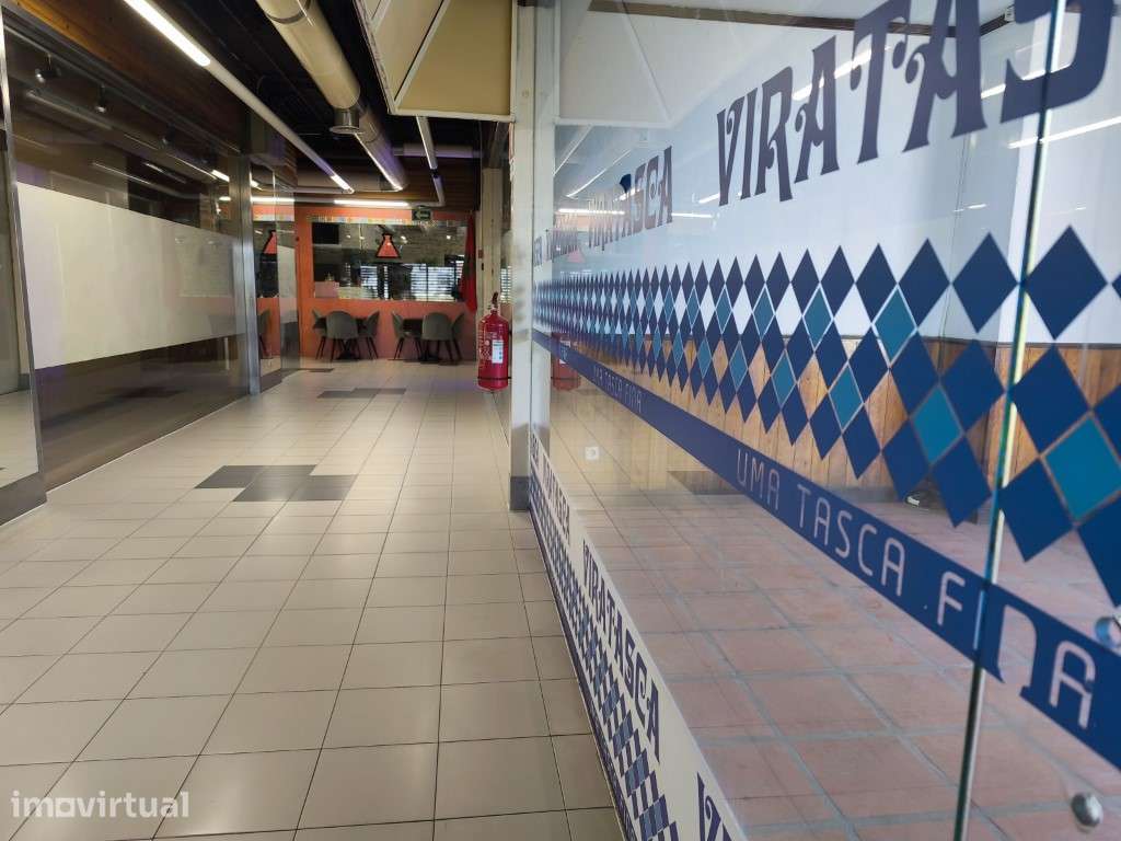 Loja Premium no Centro Comercial das Palmeiras em Oeiras Uma Oportu... - Grande imagem: 4/7