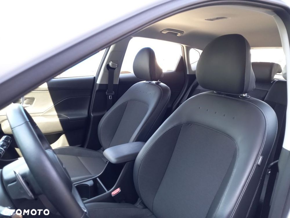 Hyundai Kona - 14