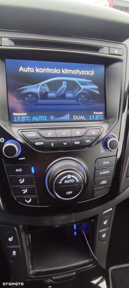 Hyundai i40 1.7 CRDi Comfort + - 17