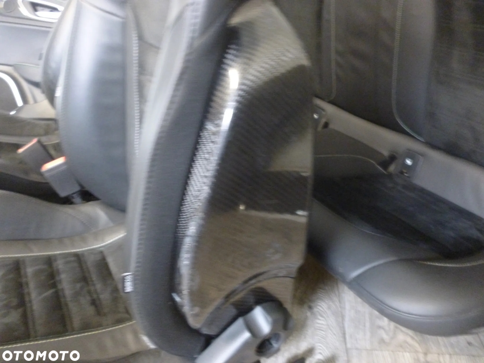 WNĘTRZE ALFA ROMEO GIULIA QUADRIFOGLIO CARBON - 7
