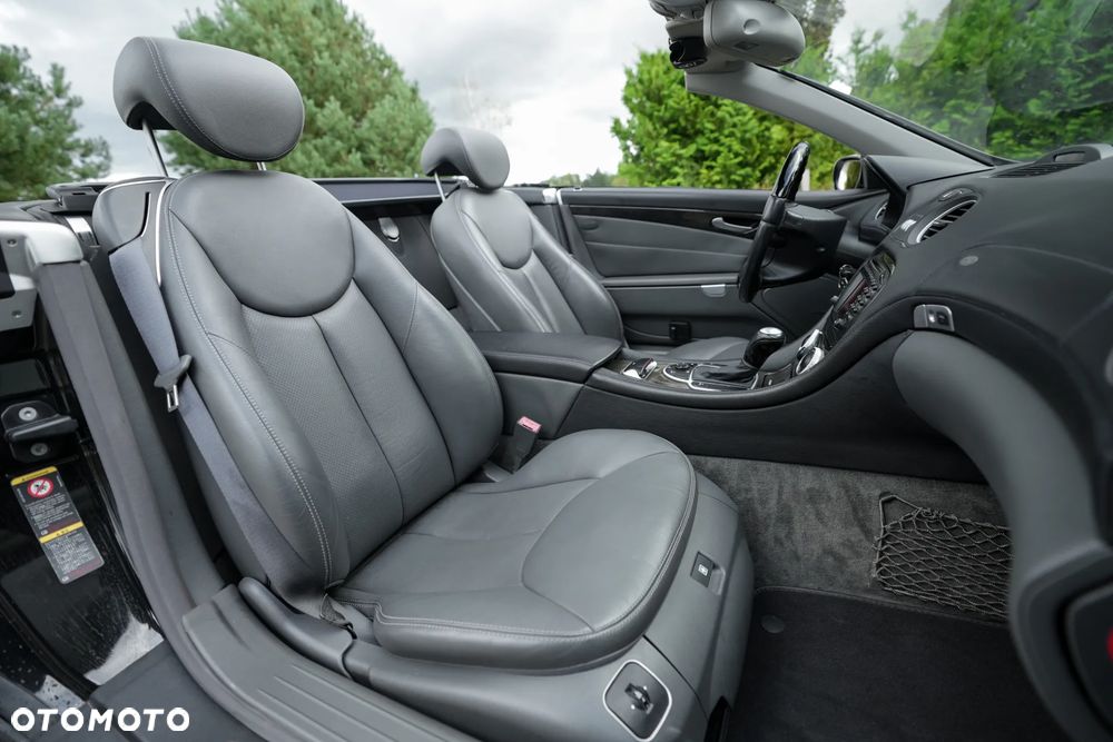 Mercedes-Benz SL 350 - 37