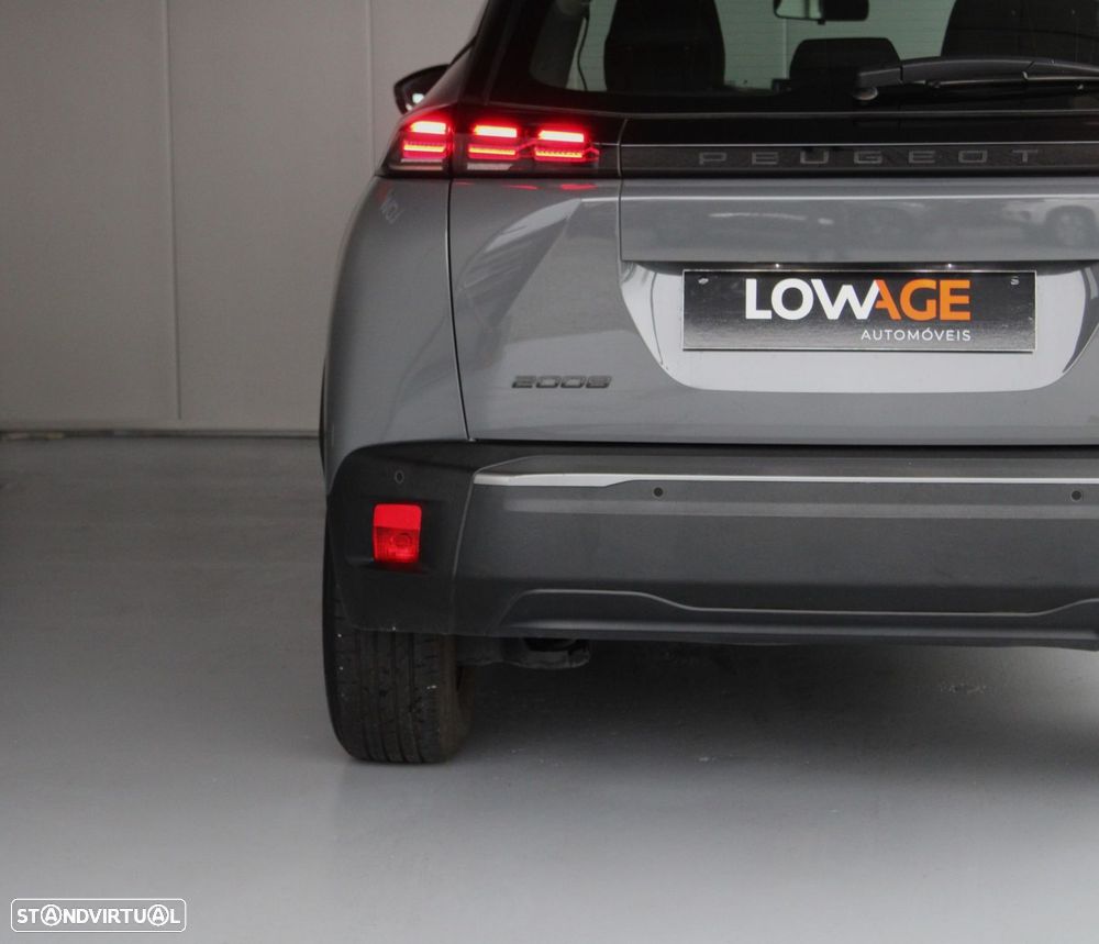 Peugeot 2008 1.2 PureTech Active Pack - 31