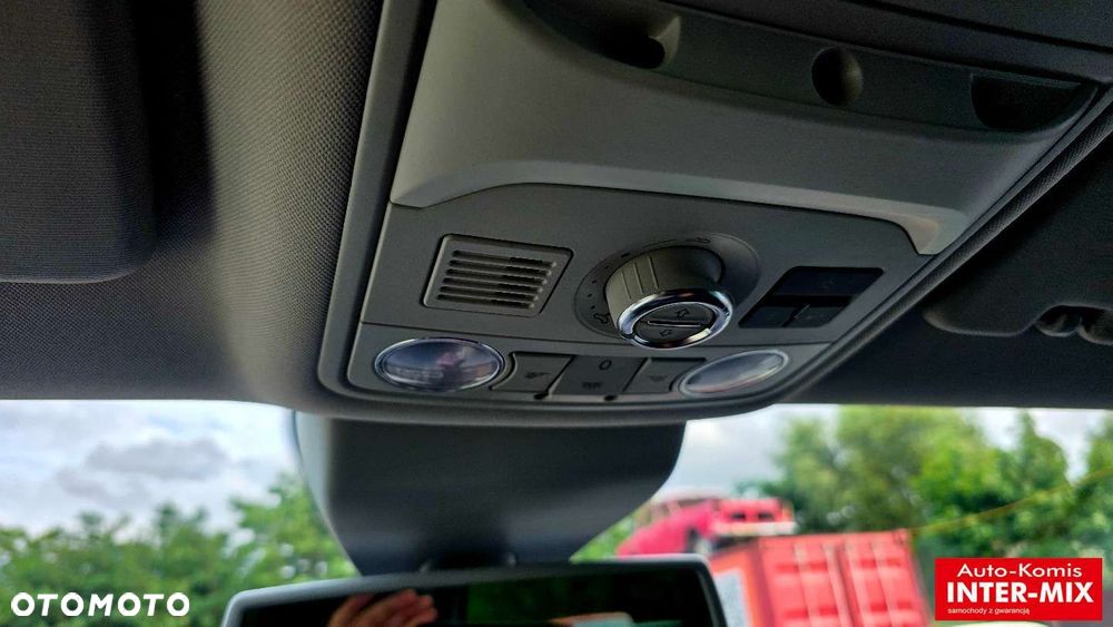 Volkswagen Sharan 2.0 TDI DSG BlueMotion Technology Match - 37