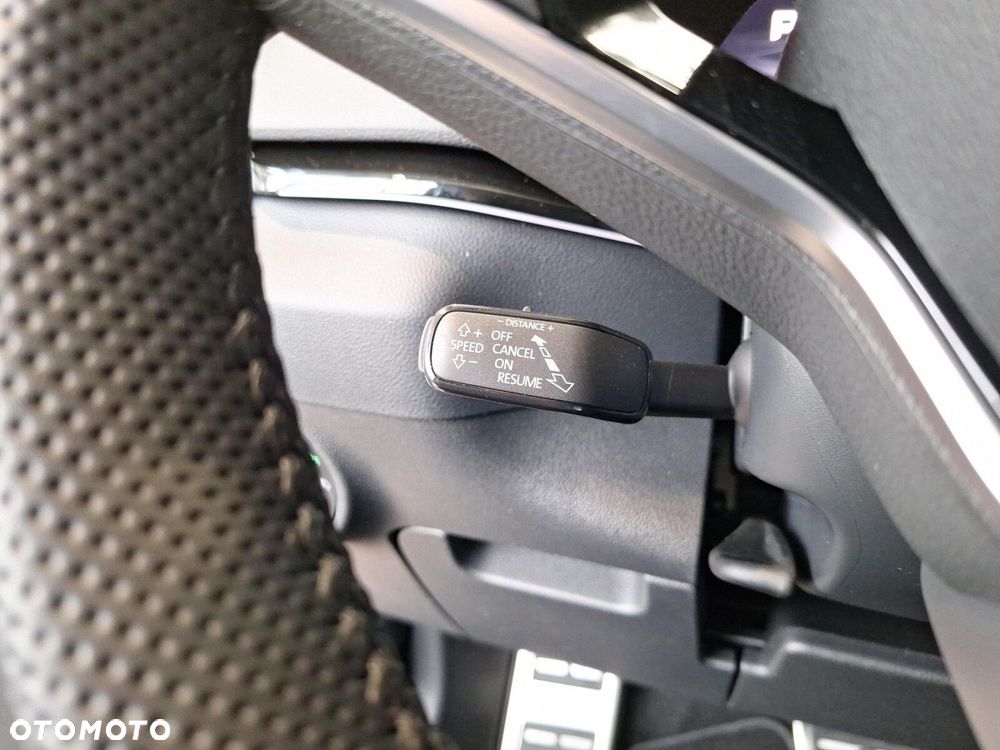 Skoda Karoq 1.5 TSI ACT Sportline DSG - 22