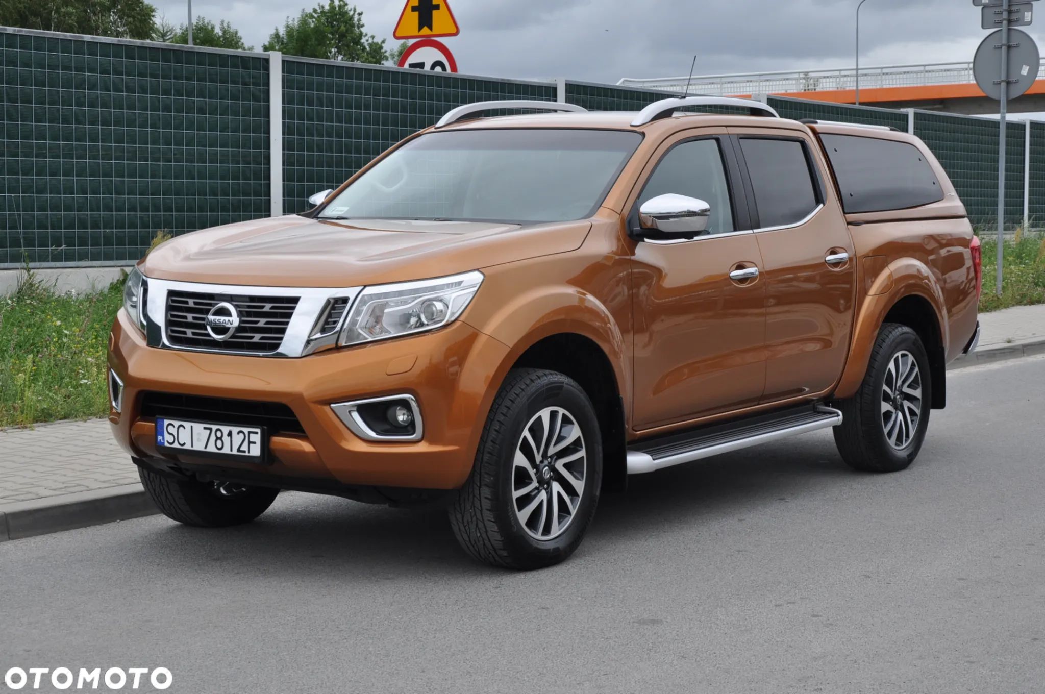 Nissan Navara - 1