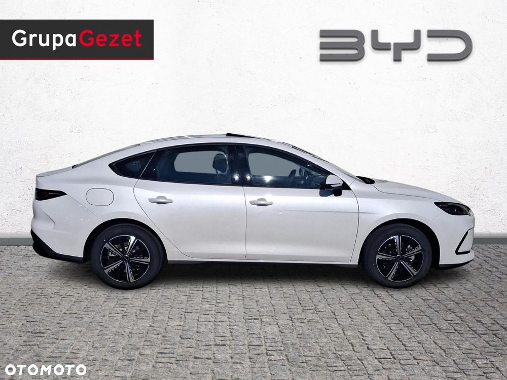 BYD Seal 5 - 6