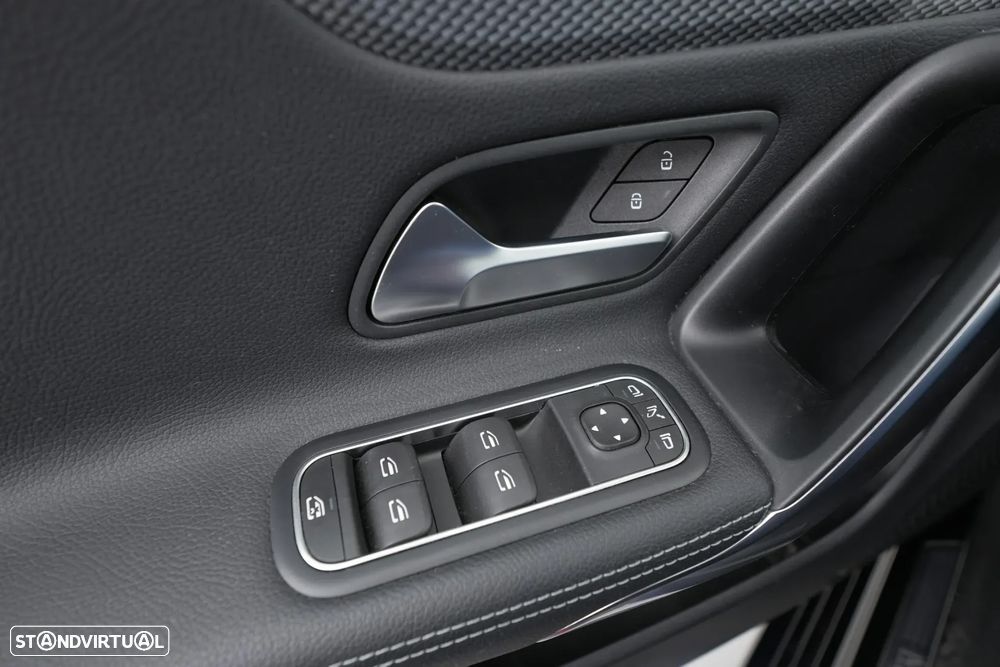 Mercedes-Benz CLA 180 d Progressive Aut. - 19