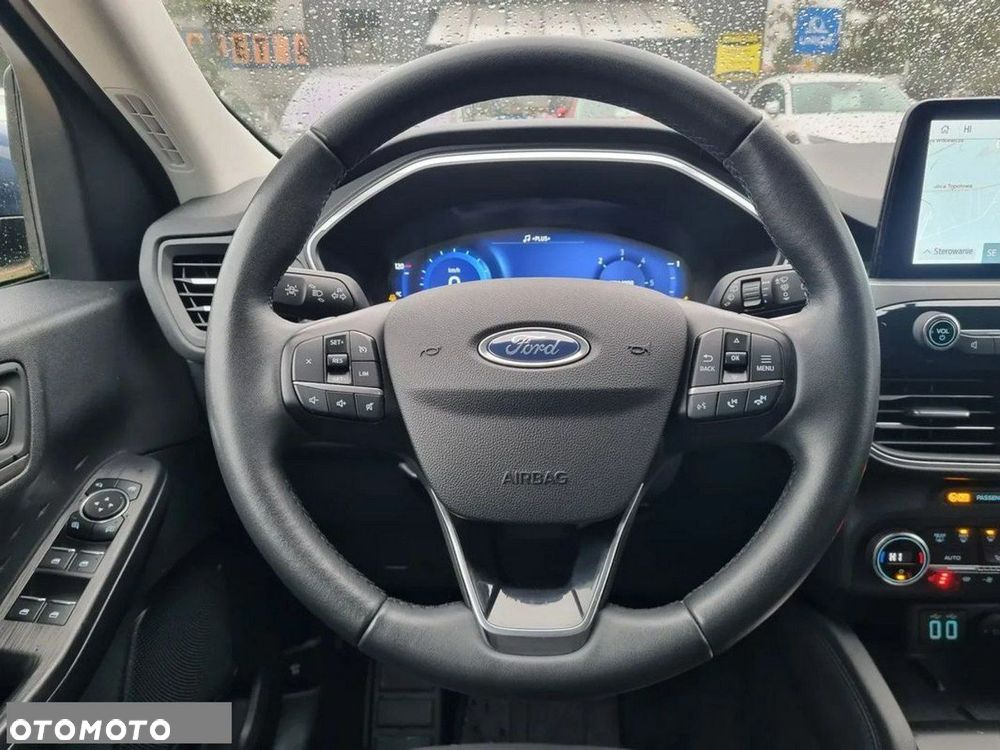 Ford Kuga - 18