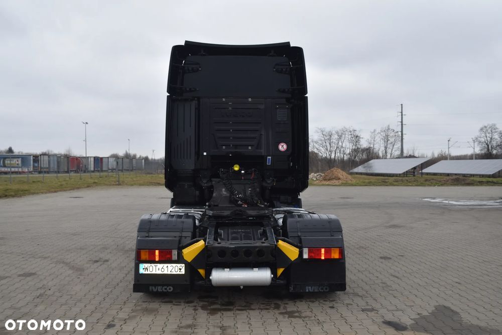 Iveco Stralis 460 - 6