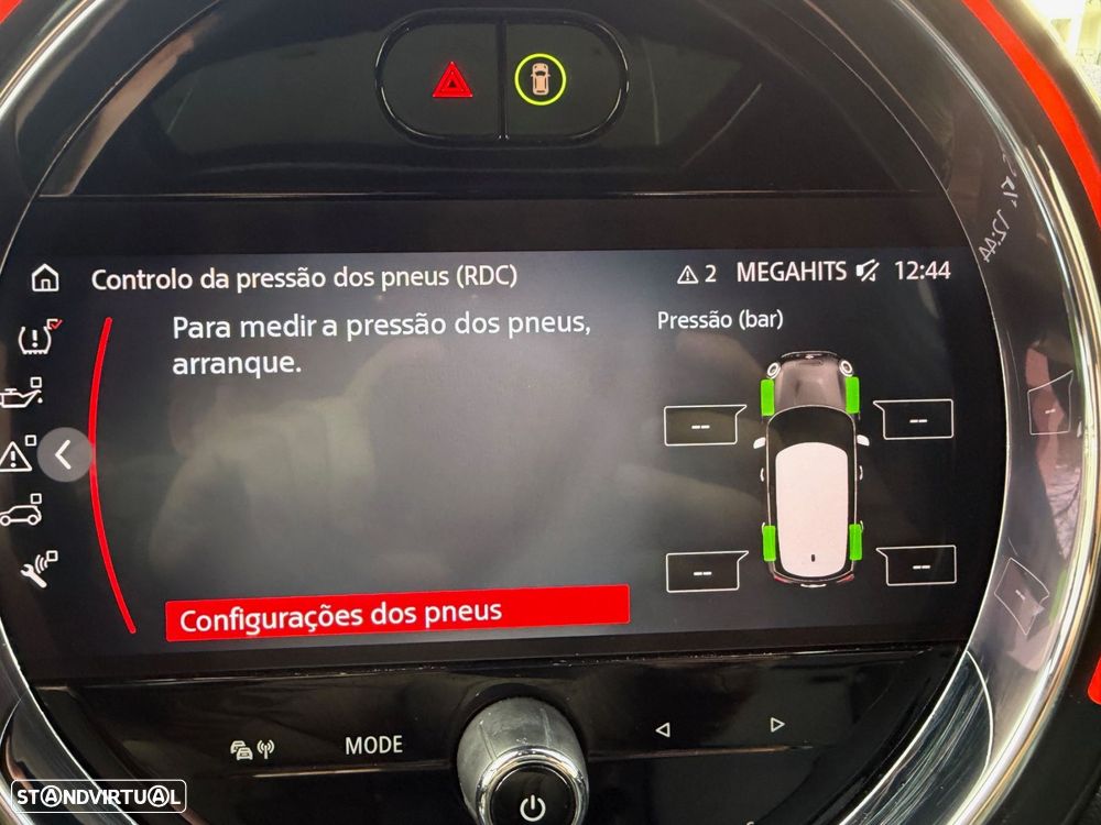 MINI Clubman Cooper Premium Plus Classic Auto - 39