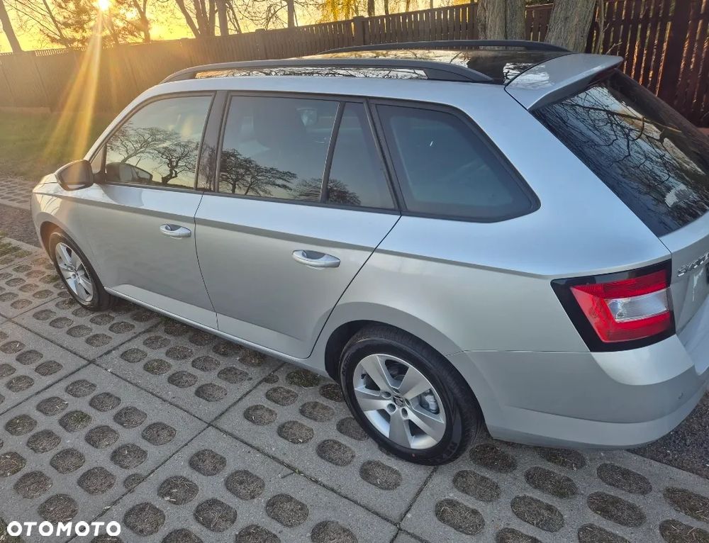 Skoda Fabia 1.0 Ambition - 3
