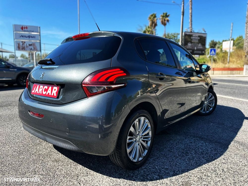 Peugeot 208 1.6 BlueHDi Style - 6