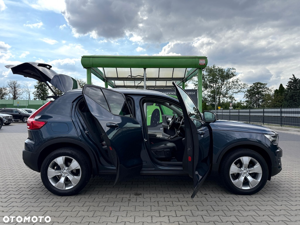 Volvo XC 40 T3 Momentum Pro - 14