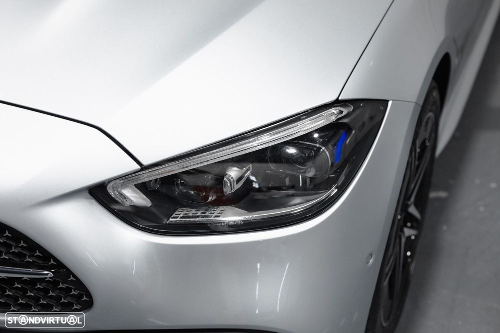 Mercedes-Benz C 300 e T 9G-TRONIC AMG Line - 24