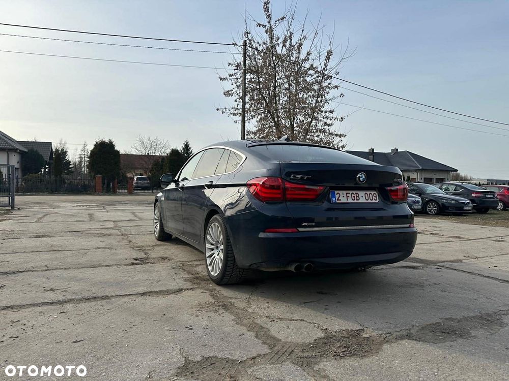 BMW Seria 5 530d xDrive - 2