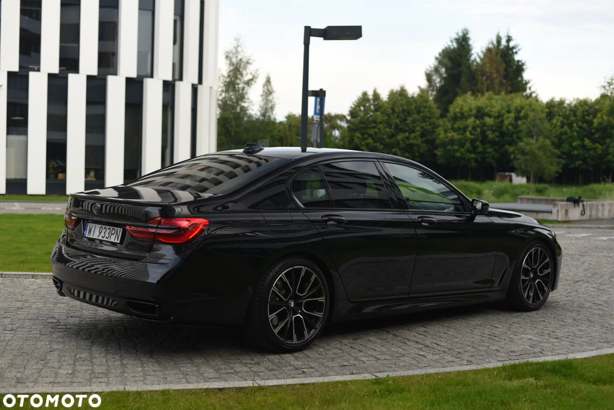 BMW Seria 7 740d xDrive - 8