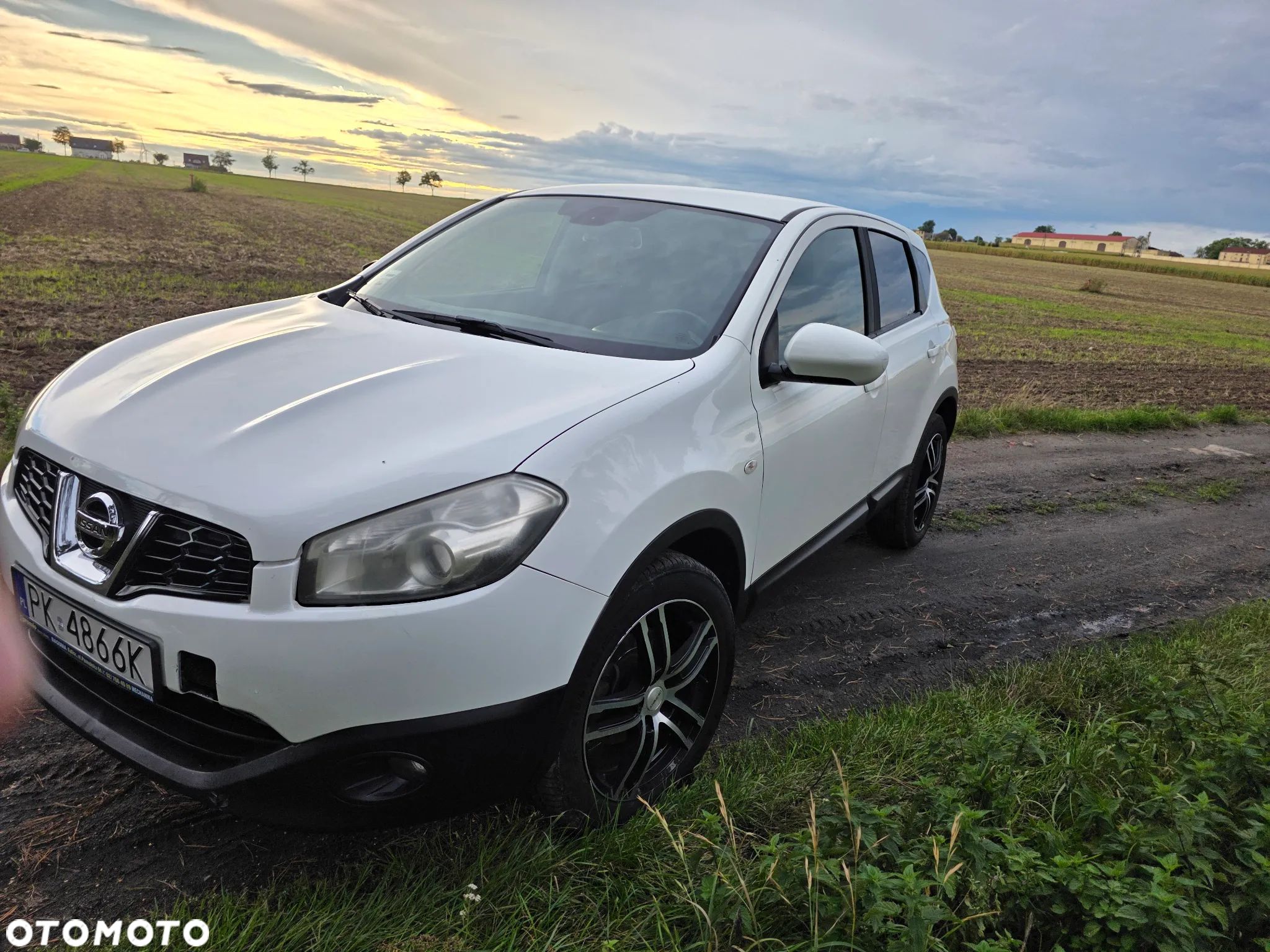 Nissan Qashqai - 1