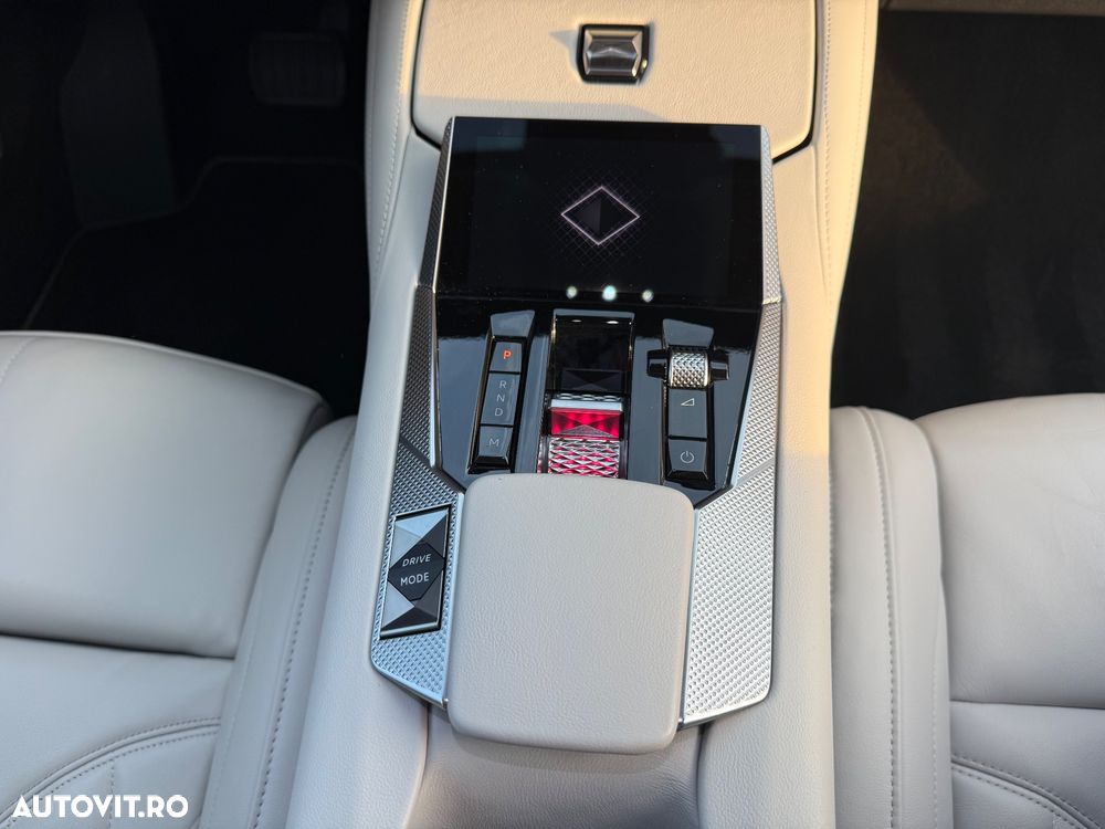 DS Automobiles DS 4 1.2 PureTech 130 S&S EAT8 PERFORMANCE LINE - 25