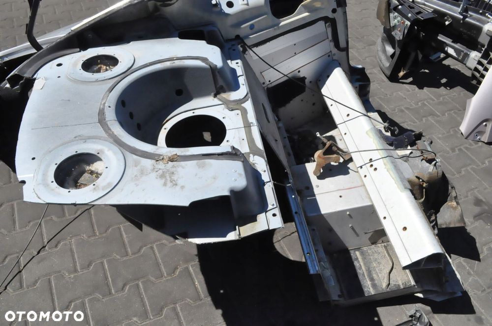 ASTON MARTIN VANQUISH I VANTAGE 2004R ĆWIARTKA BŁOTNIK LEWY TYŁ TYLNY - 10