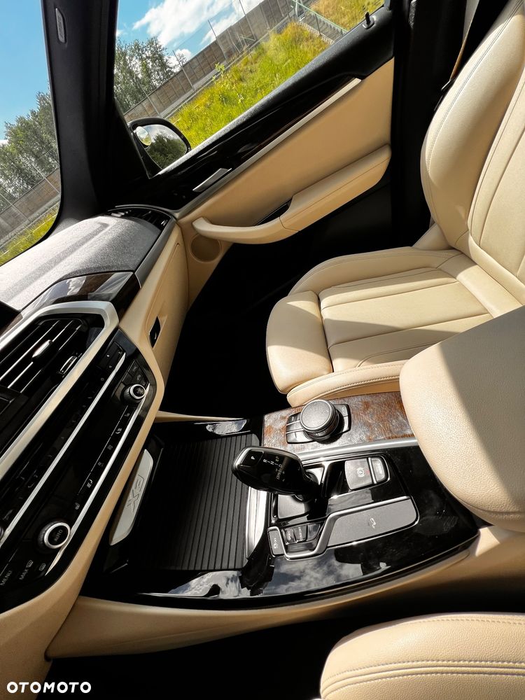 BMW X3 xDrive30i xLine - 12