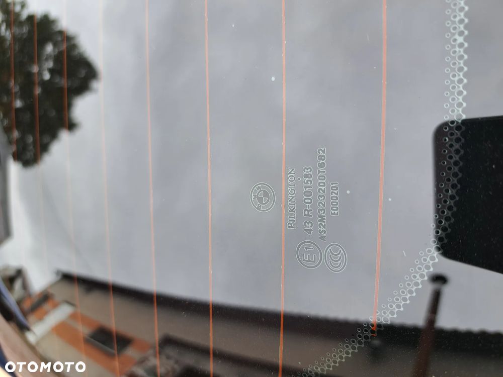 KLapa tył BMW E81 3 drzwiowa niebieska - 7