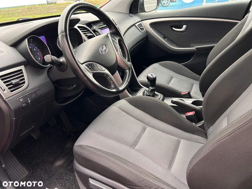 Hyundai i30 1.6 GDI Classic - 12