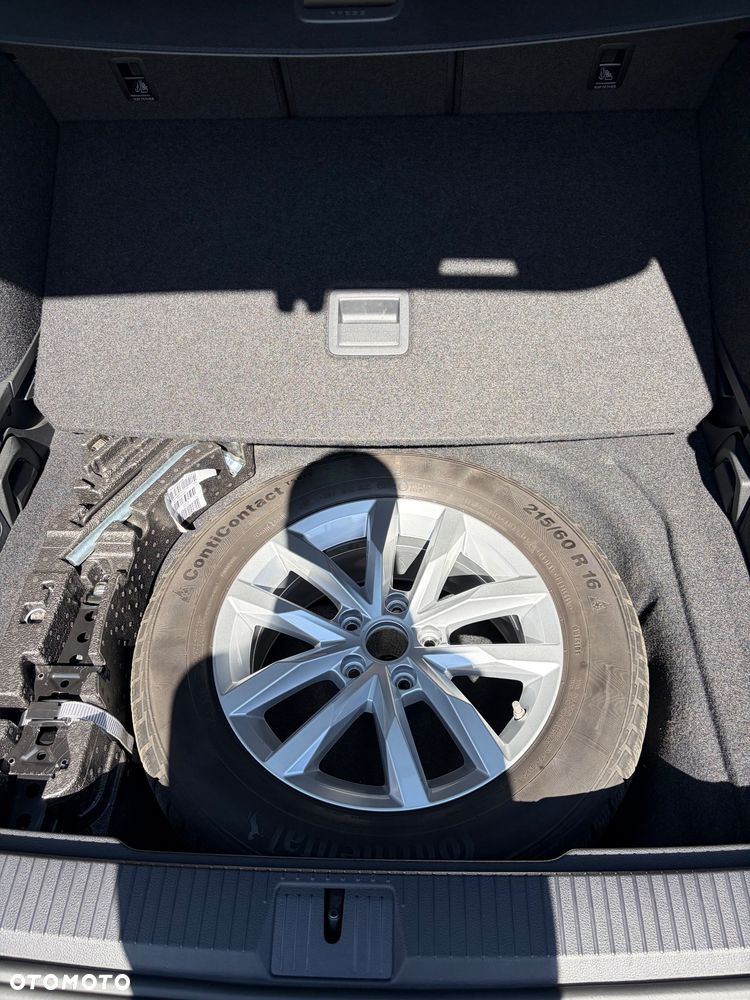 Volkswagen Passat - 19