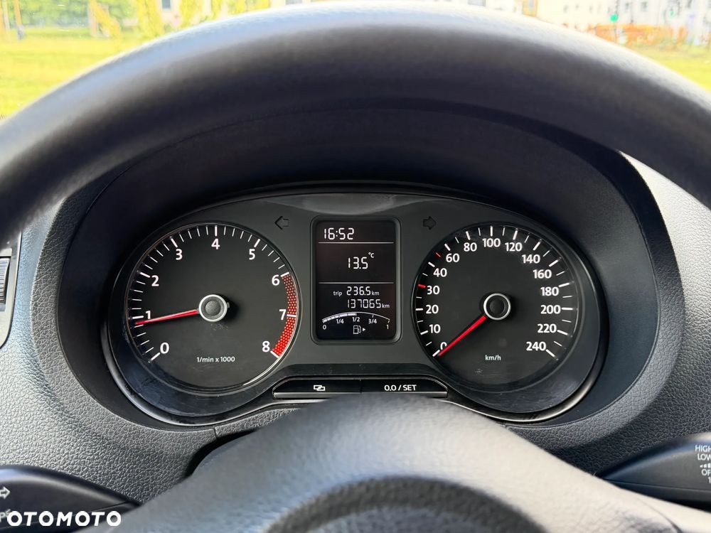 Volkswagen Polo 1.2 Trendline - 26