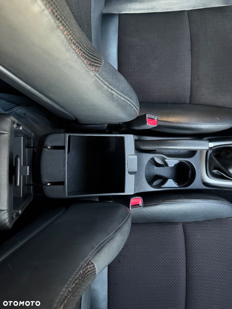 Hyundai i30 i30cw 1.4 Edition 20 - 18