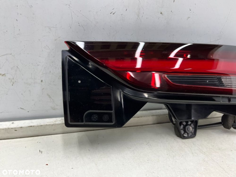 Lampa Mazda CX-60 CX60 22r.- prawa tylna w klapę bagażnika LED ORYGINALNA kr9e513f0 - 3