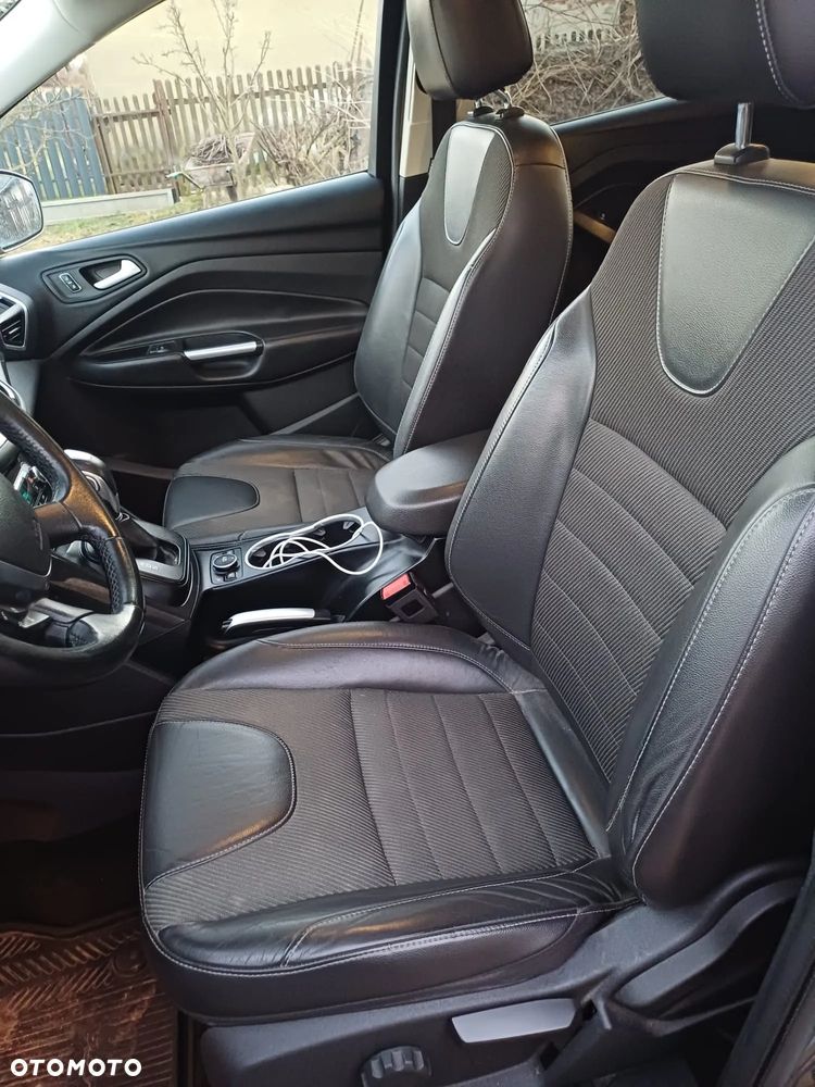 Ford Kuga - 21