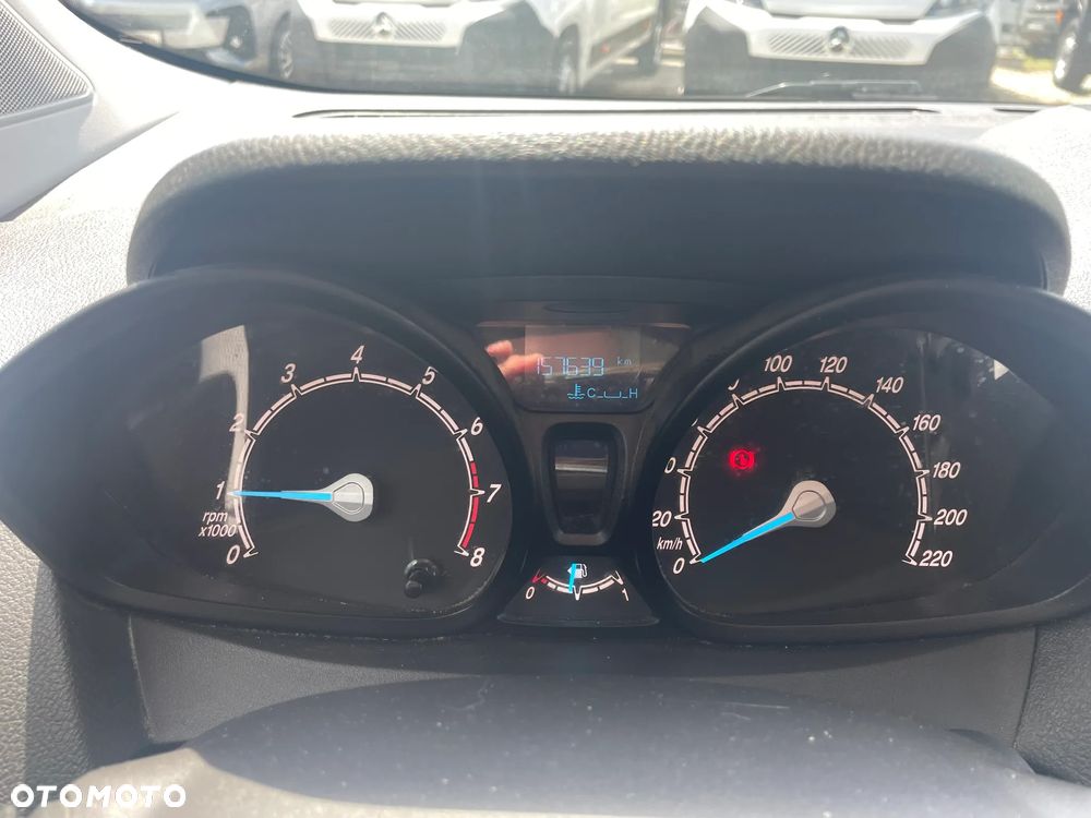 Ford Transit Courier - 7