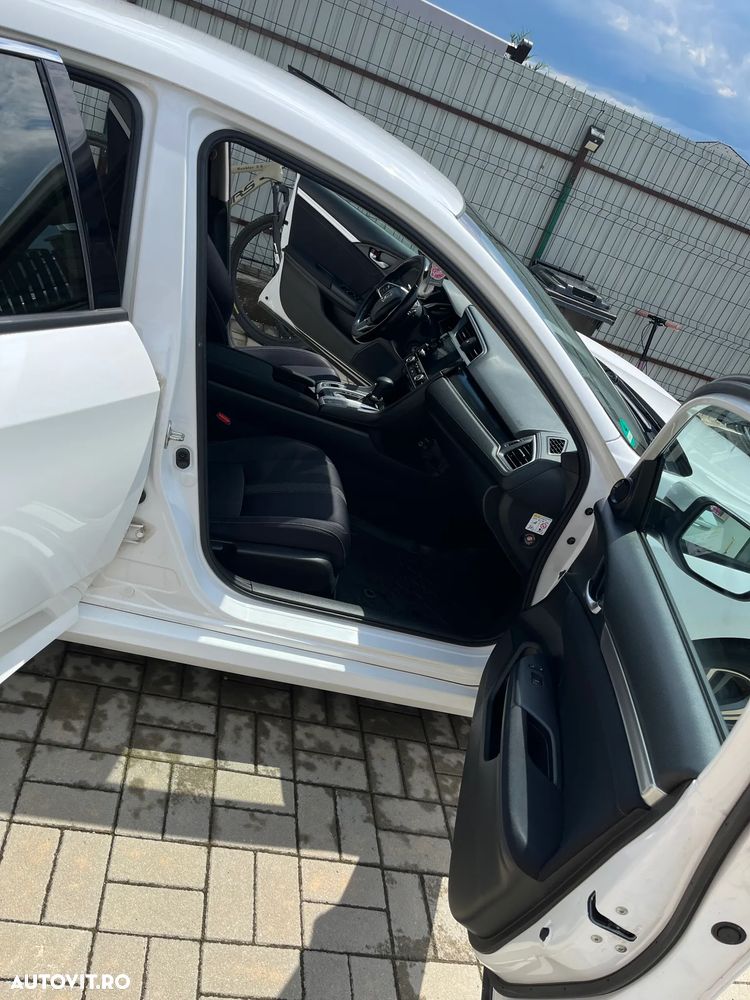 Honda Civic 1.5 VTEC Turbo CVT Elegance Navi - 9