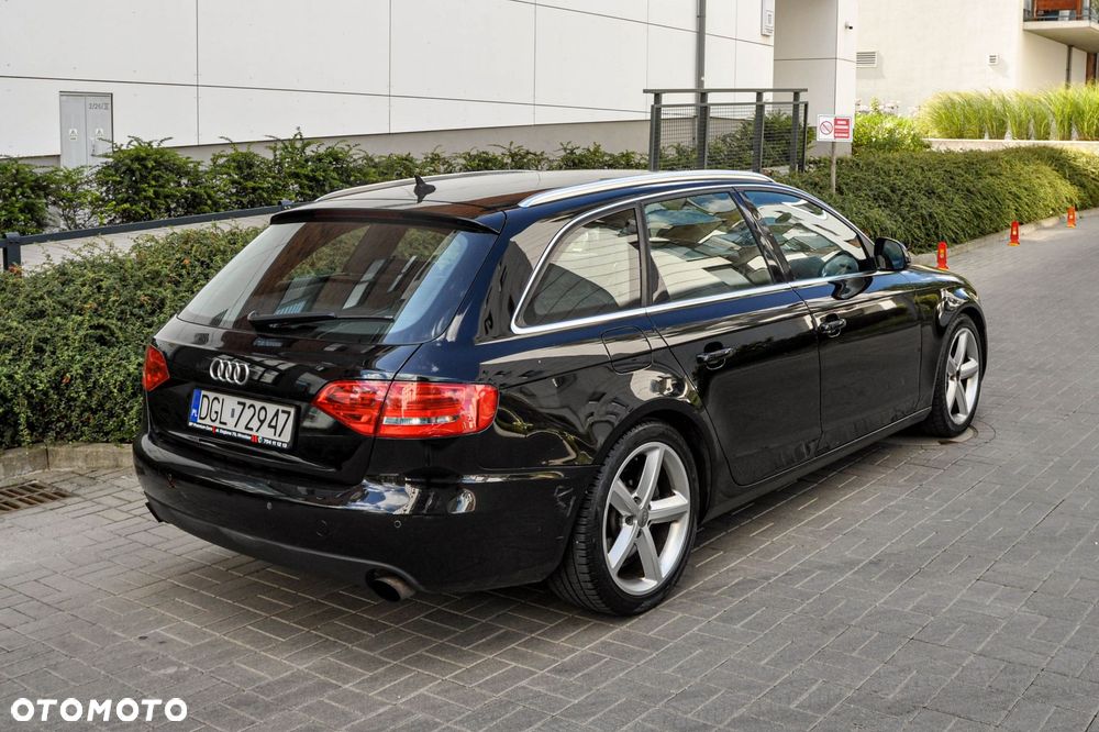 Audi A4 Avant - 4