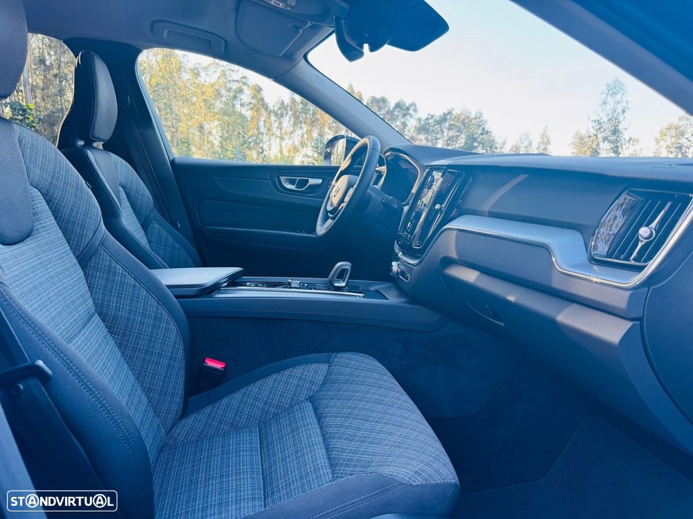 Volvo XC 60 2.0 B4 Inscription Geartronic - 43