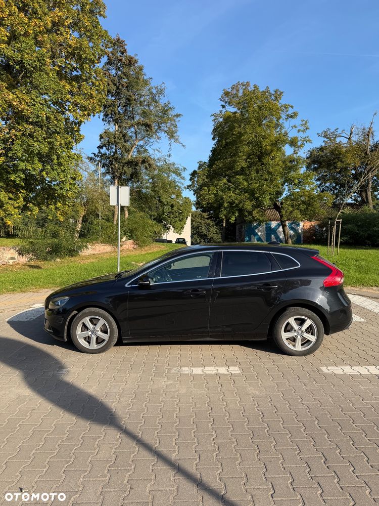 Volvo V40 D4 Drive-E Momentum - 8