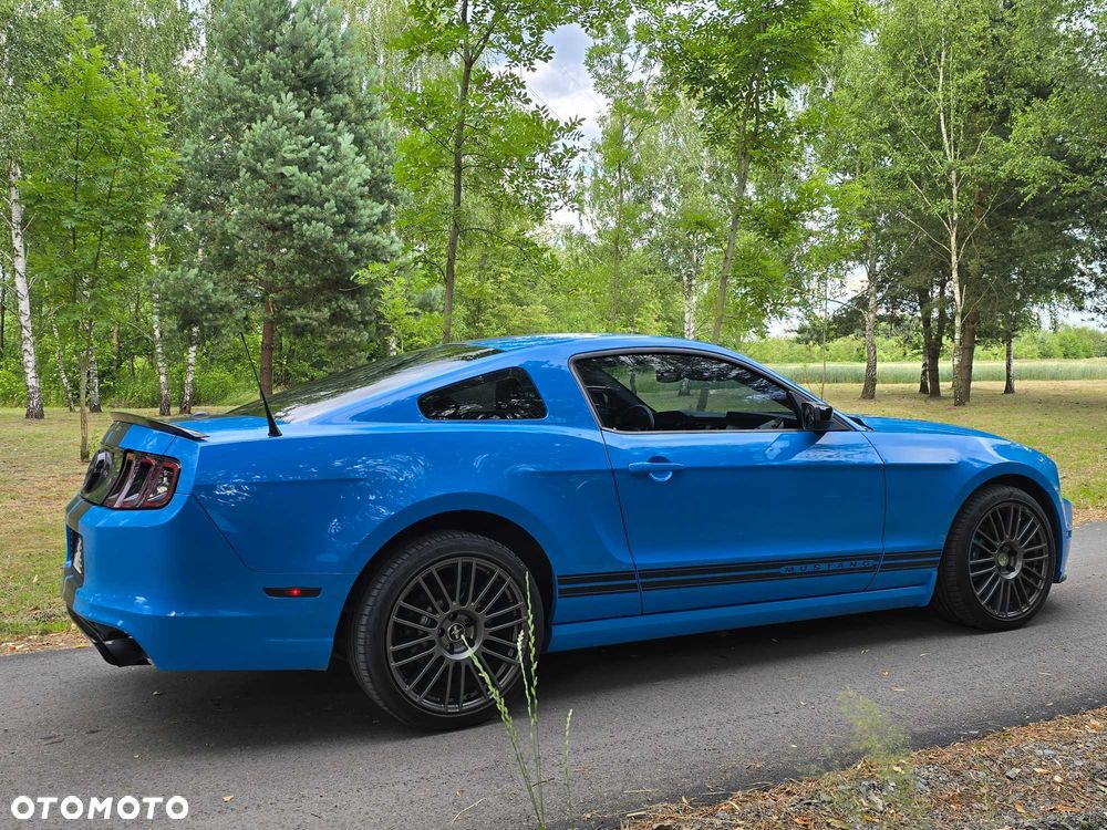 Ford Mustang - 8