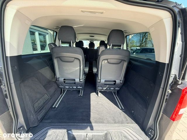 Mercedes-Benz Klasa V 200 (BlueTEC) d extralang 7G-TRONIC - 22