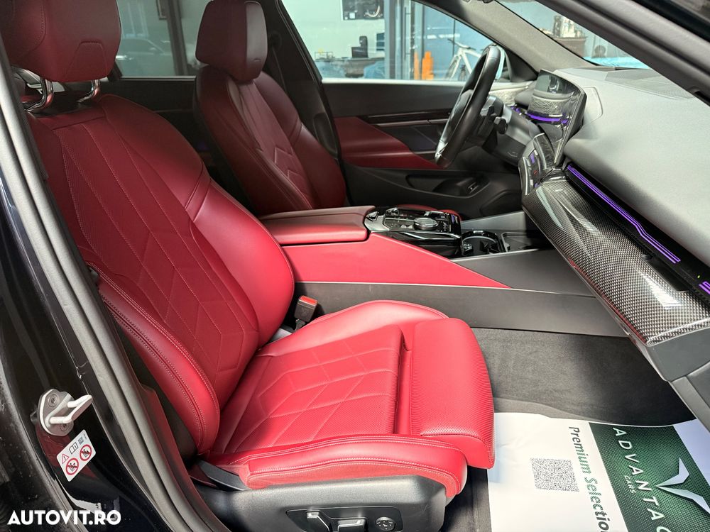 BMW Seria 5 520d xDrive AT MHEV - 11