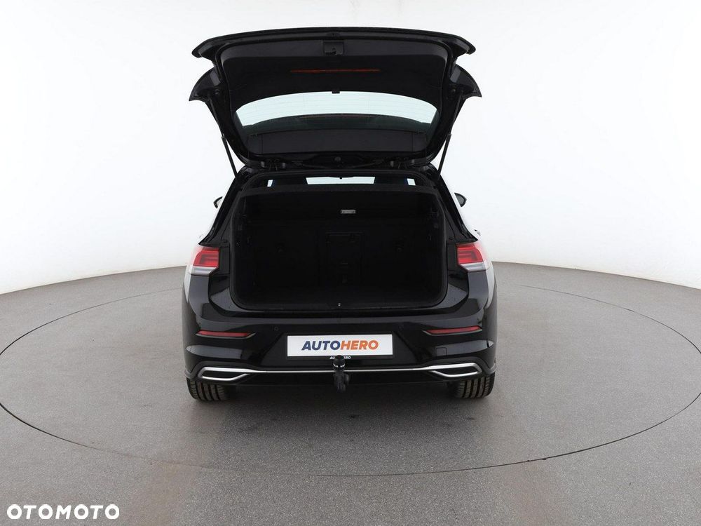 Volkswagen Golf - 20