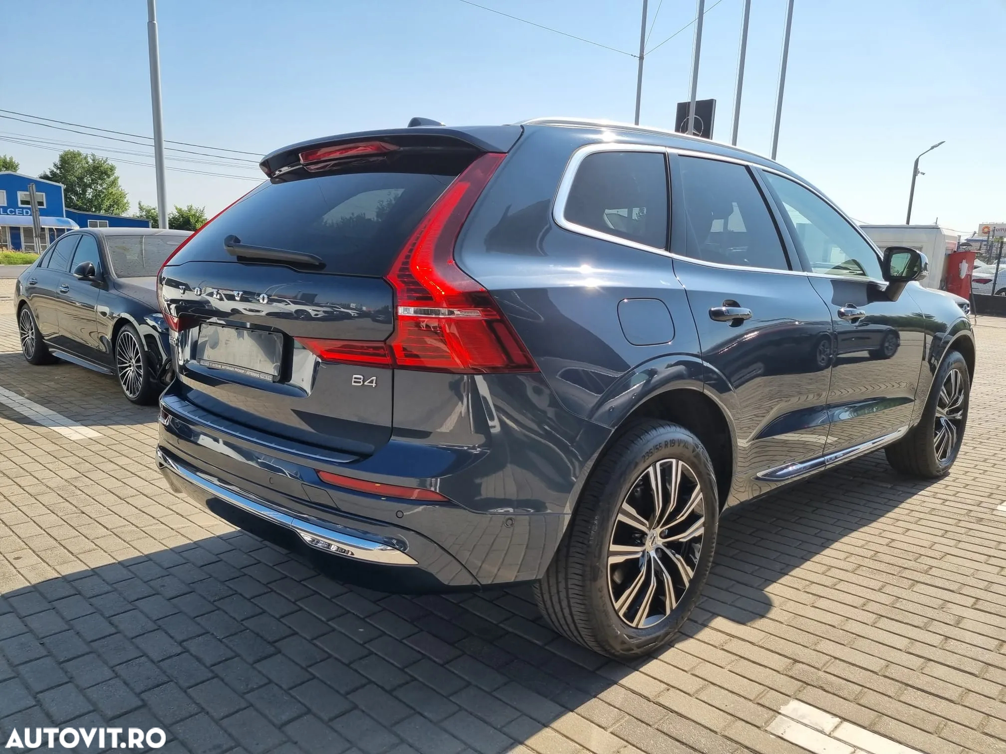 Volvo XC 60 B4 MHEV Inscription - 15
