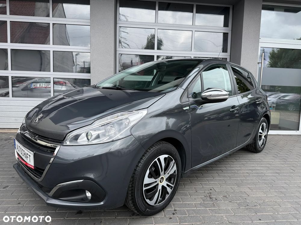 Peugeot 208 1.2 PureTech Style - 24