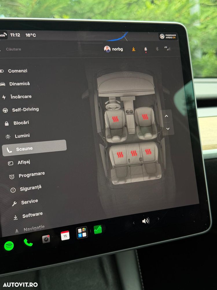 Tesla Model Y - 20