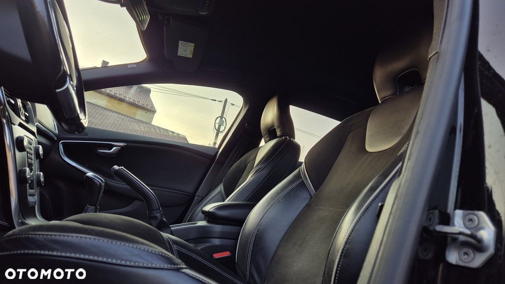 Volvo V40 D2 RDesign - 27