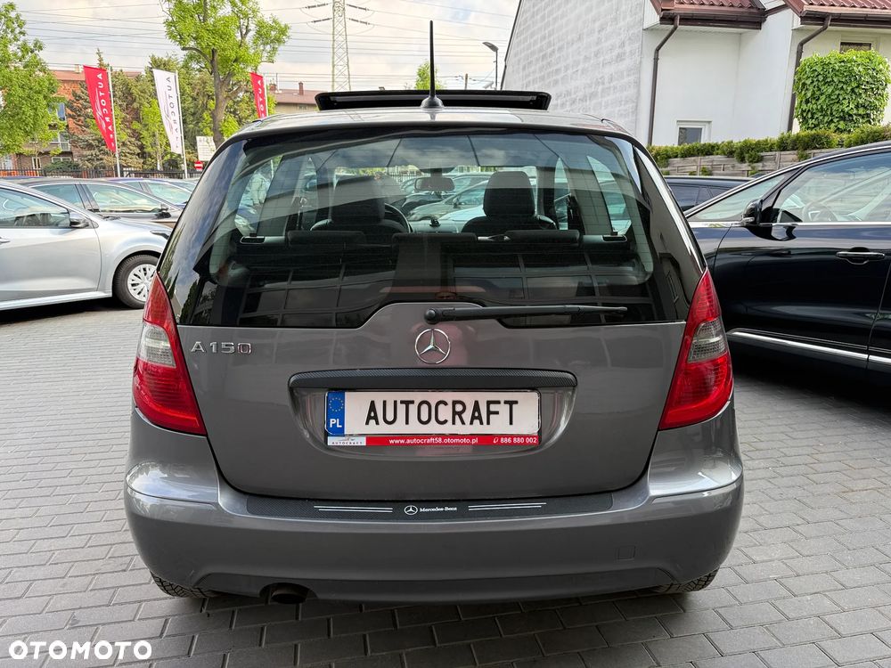 Mercedes-Benz Klasa A 160 BlueEFFICIENCY Elegance - 27