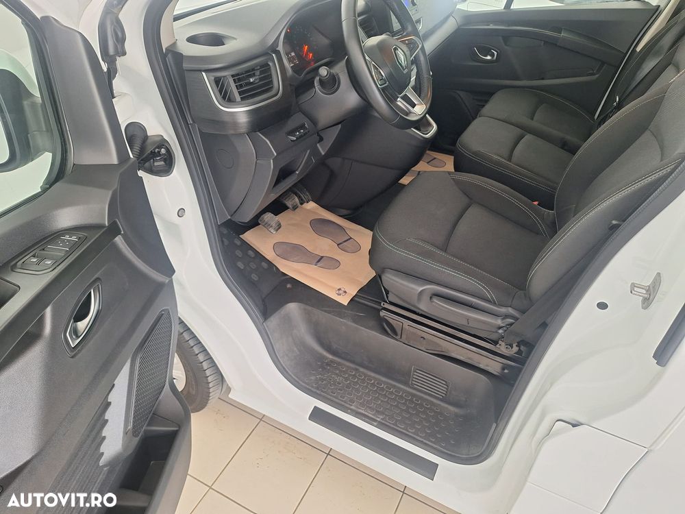 Renault Trafic 2.0 Blue dCi 150 S&S L2 8+1 Zen - 25