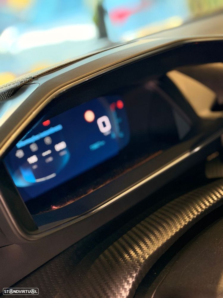 Peugeot 2008 1.2 PureTech GT Line - 30