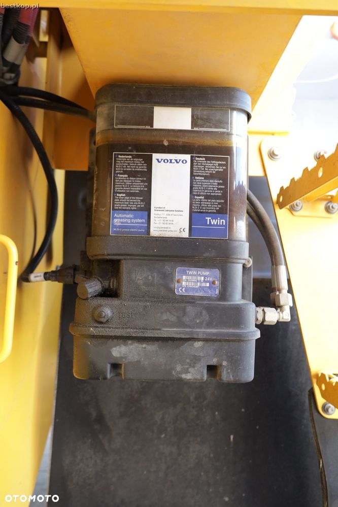 Volvo L120H - 27